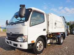 日野 小型 塵芥車（プレス式） ********* (107687) 1枚目