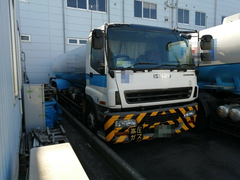 Isuzu Large Tank truck KL-CYL23V4 (7493) 1枚目