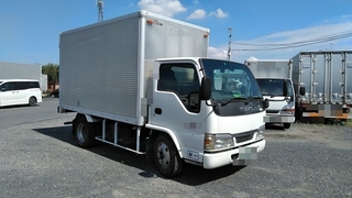 いすゞ 小型 バン KR-NKR81GN (3705) 1枚目