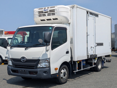 Hino Small Freezer box_body TPG-XZU712M (110464) 1枚目