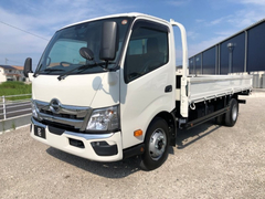 日野 小型 平ボディ 2WG-XZU721M (108120) 1枚目