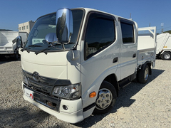 トヨタ 小型 Wキャブ 2RG-XZU605 (110239) 1枚目