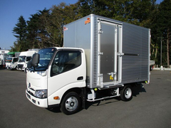日野 小型 バン 2RG-XZU605M (9619) 1枚目