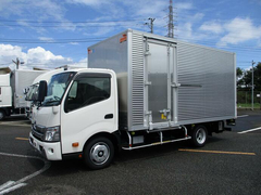 日野 小型 バン 2RG-XZU710M (12248) 1枚目