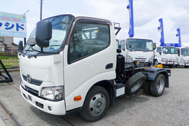 Hino Small Arm roll trucks TKG-XZU605M (104053) 1枚目