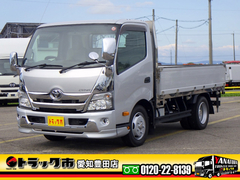 トヨタ 小型 平ボディ TKG-XZU700 (111976) 1枚目