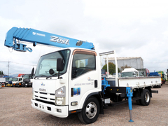 Isuzu Small Crane equipped trucks 4HK1 (110491) 1枚目