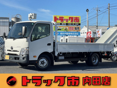 トヨタ 小型 平ボディ 2RG-XZU710 (89017) 1枚目