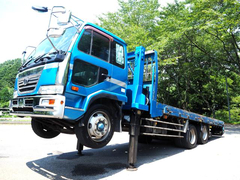 UDトラックス（日産） 中型 車載専用車 ********* (89106) 1枚目
