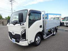 Nissan UD Small Flat body 2RG-BJR88AM (89667) 1枚目