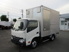 トヨタ 小型 アルミバン TKG-XZC605 (89806) 1枚目