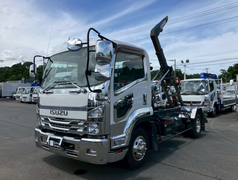 Isuzu Middle Arm roll trucks  TKG-FRR90S2 (89987) 1枚目