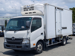日野 小型 冷凍冷蔵バン TPG-XZU712M (90340) 1枚目
