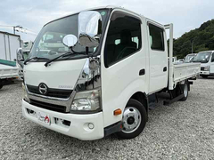 Hino Small Double cab SKG-XZU710M (90476) 1枚目