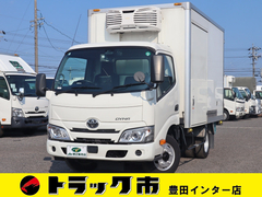 トヨタ 小型 冷凍冷蔵バン 2RG-XZC605 (91365) 1枚目