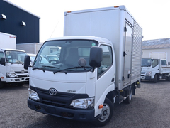 Toyota Small Aluminium box body TPG-XZU605 (91474) 1枚目