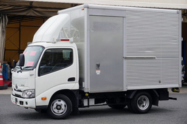 Toyota Small Aluminium box body 2RG-XZC605 (92916) 1枚目