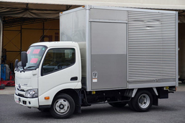 Toyota Small Aluminium box body 2RG-XZC605 (92927) 1枚目