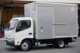 Toyota Small Aluminium box body 2RG-XZC605 (92932) 1枚目