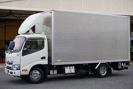 Hino Small Aluminium box body TKG-XZU655M (92938) 1枚目