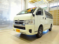 トヨタ 小型 アルミバン 3DF-GDH206V (93071) 1枚目