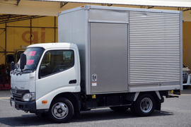 トヨタ 小型 アルミバン TPG-XZC605 (93467) 1枚目