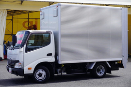 トヨタ 小型 アルミバン TKG-XZU605 (93525) 1枚目