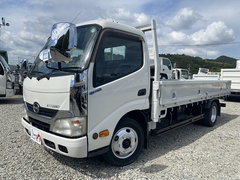 Hino Small Flat body SKG-XZU650M (93598) 1枚目
