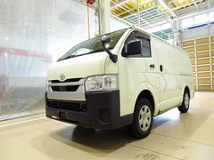 Toyota Small Freezer box_body 3DF-GDH206V (93868) 1枚目