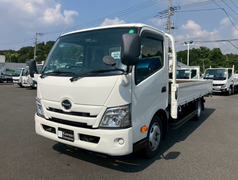 日野 小型 平ボディ 2RG-XZU710M (93893) 1枚目