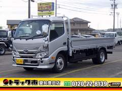 トヨタ 小型 平ボディ 2KG-XZU695 (94406) 1枚目