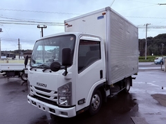 いすゞ 小型 バン TRG-NLR85AN (111377) 1枚目