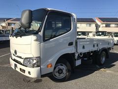 日野 小型 平ボディ 2RG-XZC605M (96939) 1枚目