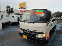 日野 小型 平ボディ TPG-XZU605M (96948) 1枚目