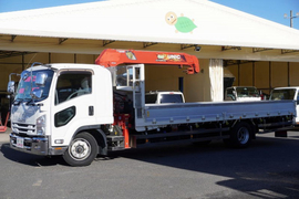 Isuzu 6studs large Crane equipped trucks 2RG-FTR90U2 (97468) 1枚目