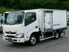 トヨタ 小型 冷蔵冷凍バン LDF-KDY231 (109378) 1枚目