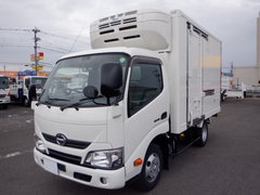 日野 小型 冷蔵冷凍バン TKG-XZC605M (97847) 1枚目