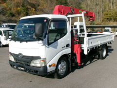 日野 小型 平ボディ（クレーン付） SKG-XZU650M (98002) 1枚目