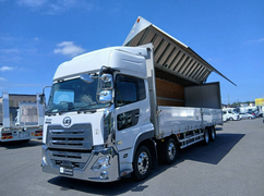 UDトラックス（日産） 大型 ウィング 2PG-CG5CA (109276) 1枚目