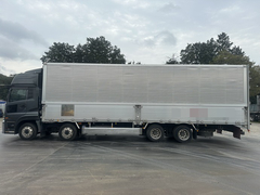 Nissan UD Large Wing body QPG-CG5ZA (45316) 1枚目