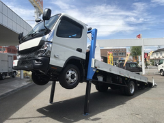 Mitsubishi Fuso Small Translation missing: en.item.body_keijou_enum.body_keijou_carrier_other 2PG-FEB90 (110175) 1枚目
