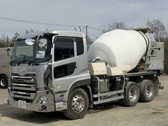 Nissan UD Large Mixer trucks 2PG-CW5AL (102087) 1枚目