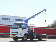 日野 小型 平ボディ（クレーン付） TPG-XZU650M (102253) 1枚目