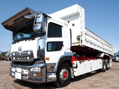 UDトラックス（日産） 大型 土砂ダンプ ********* (102431) 1枚目