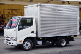 Hino Small Box body 2RG-XZC605M (109687) 1枚目