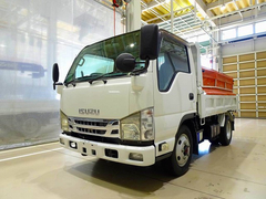 Isuzu Small Soil dump 2PG-NKS88AN (111440) 1枚目