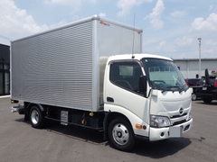 Hino Small Box body 2RG-XZU650M (110851) 1枚目