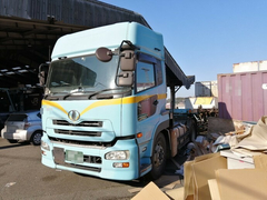 UDトラックス（日産） 大型 トラクタ ADG-GK4XAB (7695) 1枚目