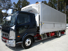 Mitsubishi Fuso Large Freezer wing body 2KG-FK65F (29673) 1枚目