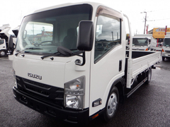 Isuzu Small Flat body TPG-NNR85AR (109905) 1枚目